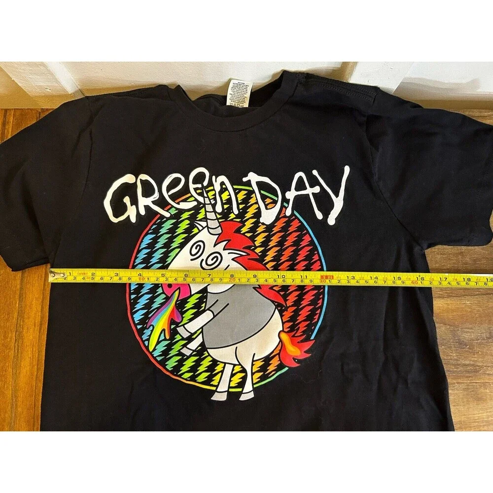 Hot Topic Pacific Womens Band T-Shirt Green Day Sz Small Rainbow Unicorn Black - Picture 4 of 5